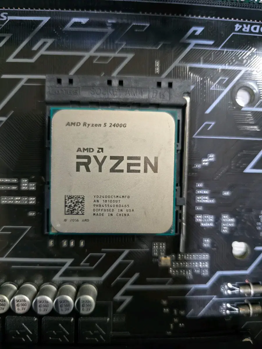 CPU RYZEN 5 2400G